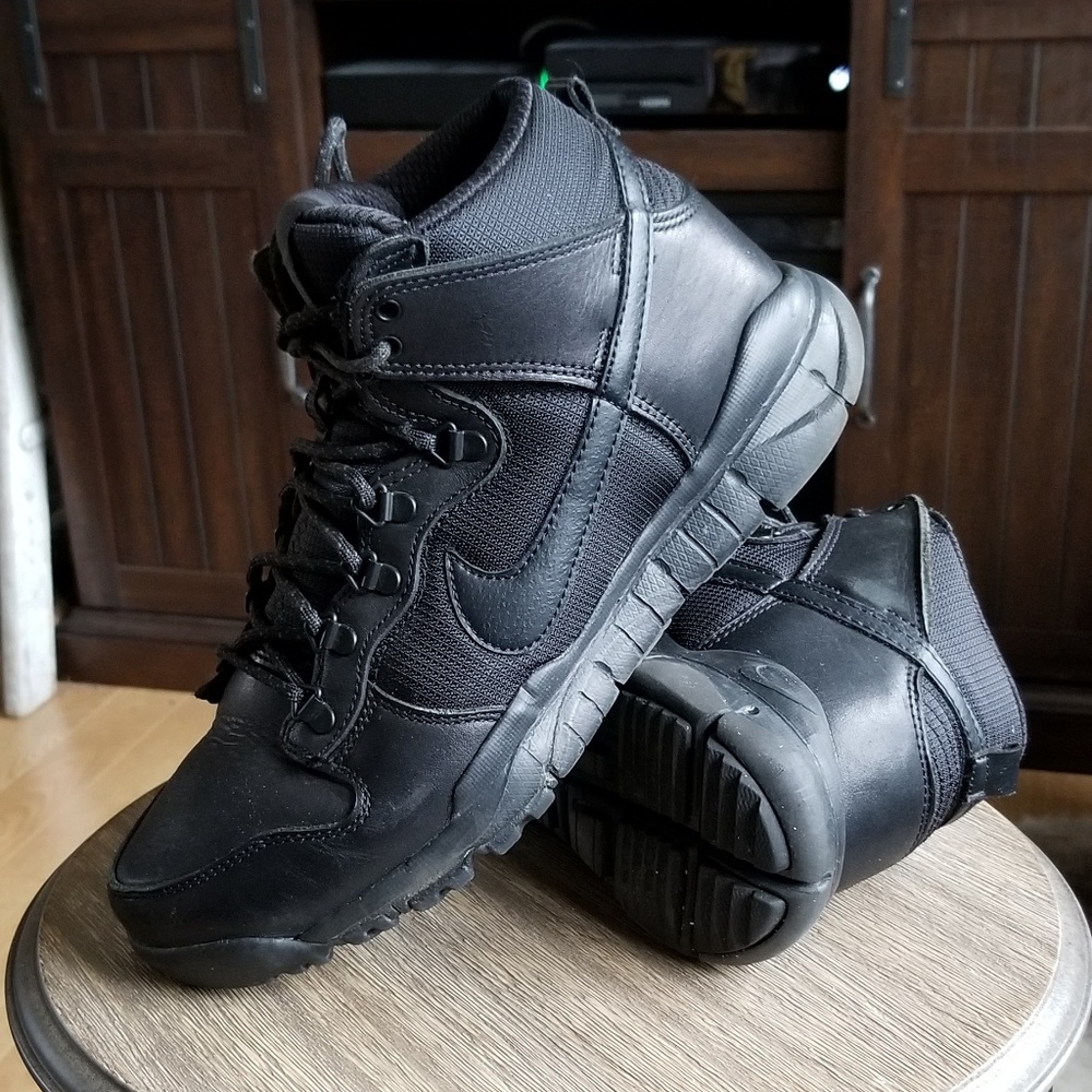 Nike SB Dunk High OMS Shoe